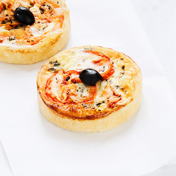Mini Veggie Pizza